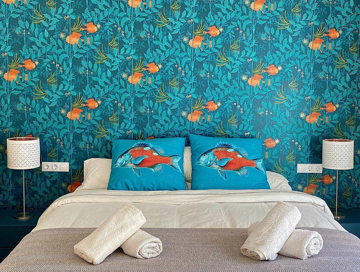 Abbott Apartment - 1 Min From The Beach - 100M2 - Sleeps 8 シッチェス エクステリア 写真