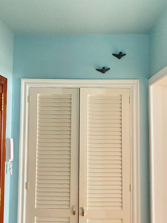 Abbott Apartment - 1 Min From The Beach - 100M2 - Sleeps 8 シッチェス エクステリア 写真