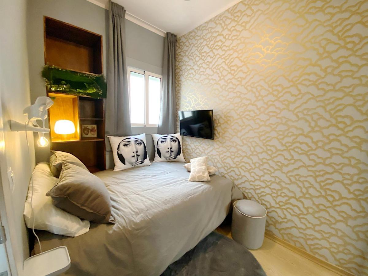 Abbott Apartment - 1 Min From The Beach - 100M2 - Sleeps 8 シッチェス エクステリア 写真