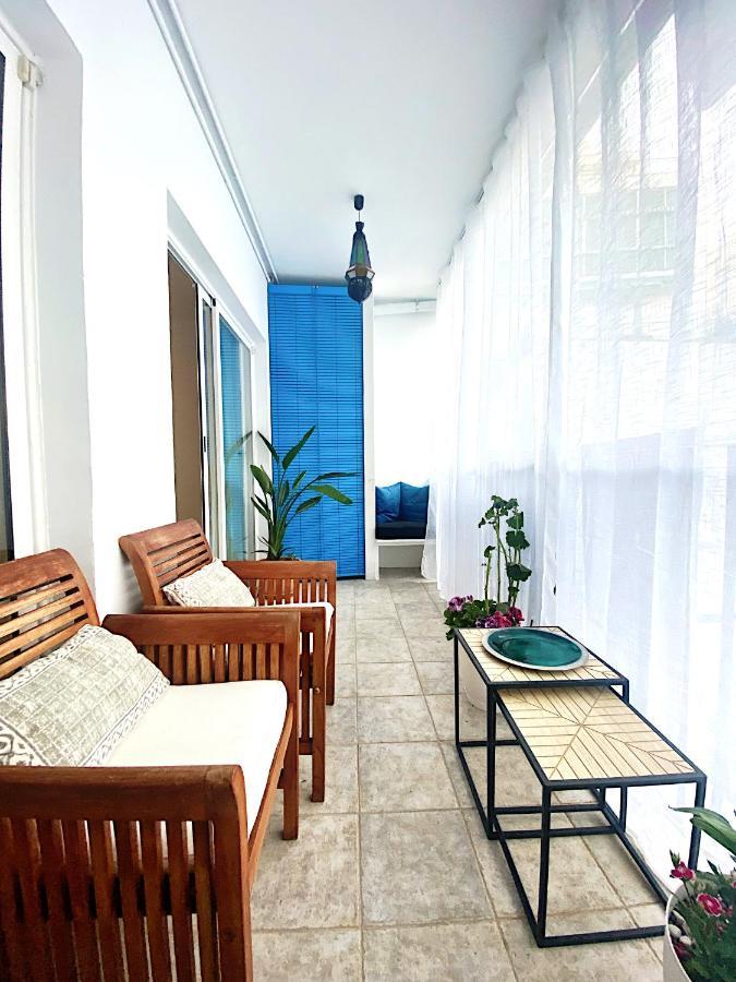 Abbott Apartment - 1 Min From The Beach - 100M2 - Sleeps 8 シッチェス エクステリア 写真