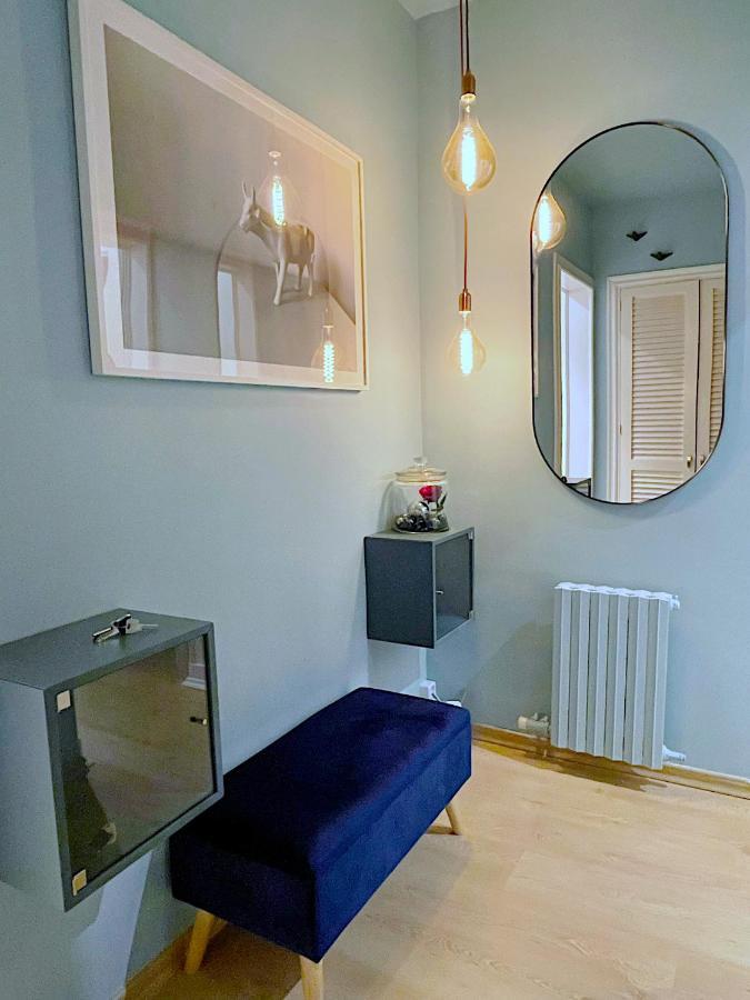 Abbott Apartment - 1 Min From The Beach - 100M2 - Sleeps 8 シッチェス エクステリア 写真