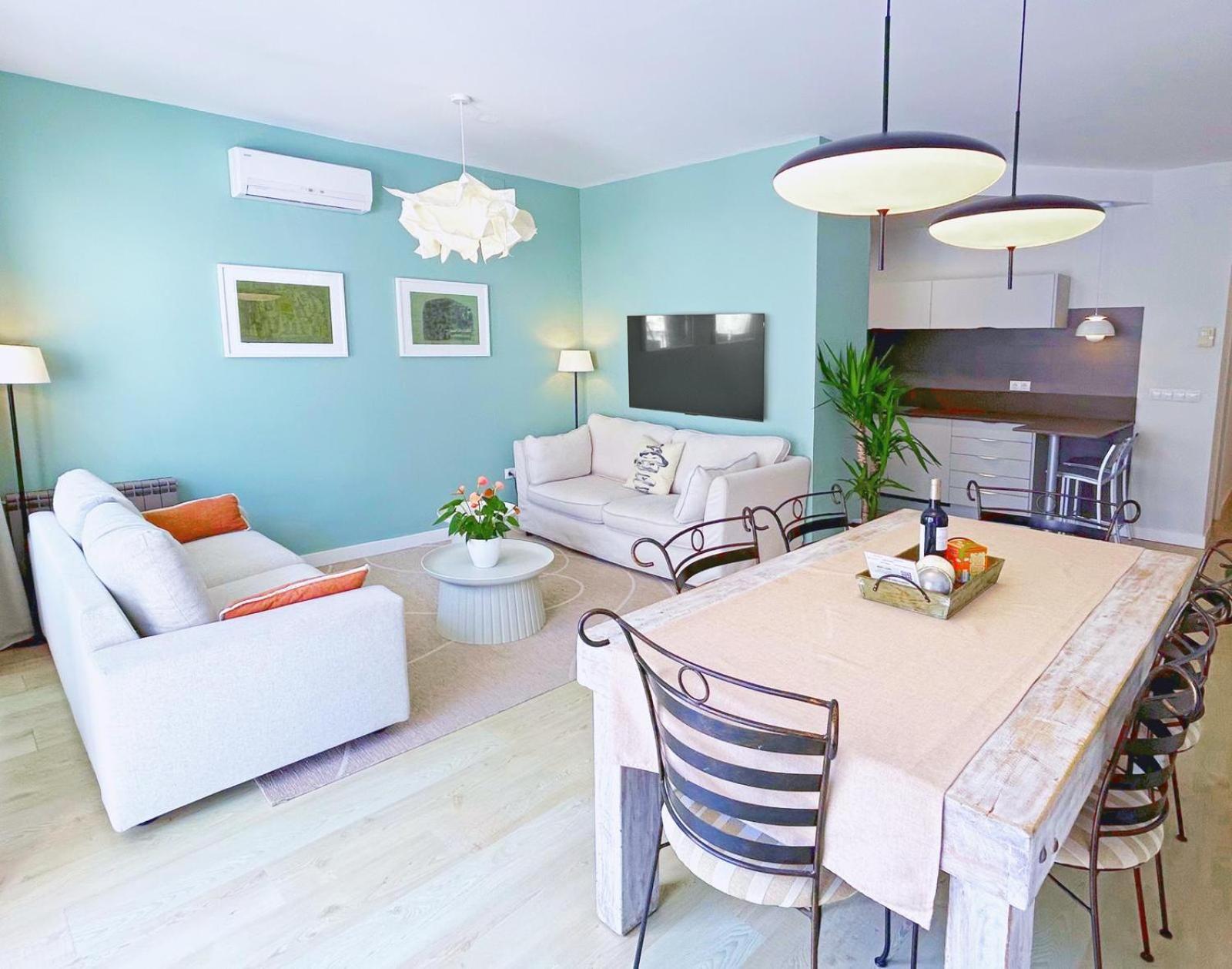 Abbott Apartment - 1 Min From The Beach - 100M2 - Sleeps 8 シッチェス エクステリア 写真